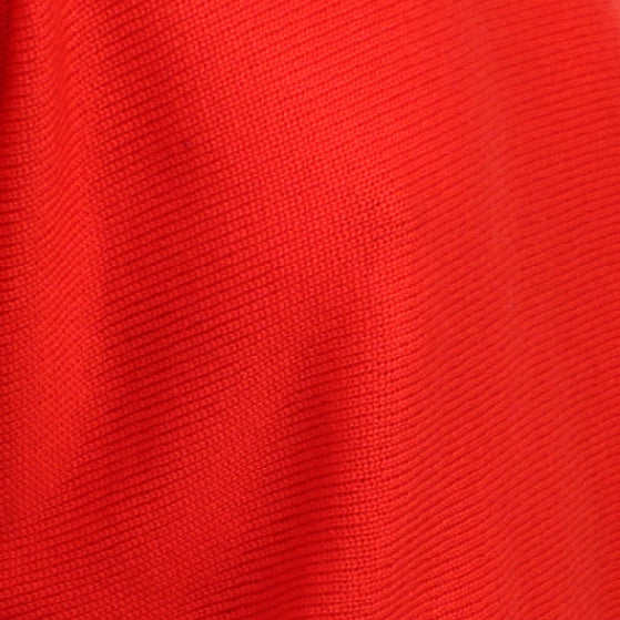 Orangerote Strickprobe